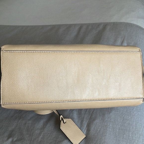 Karl Lagerfeld Paris Tote - Picture 7 of 7